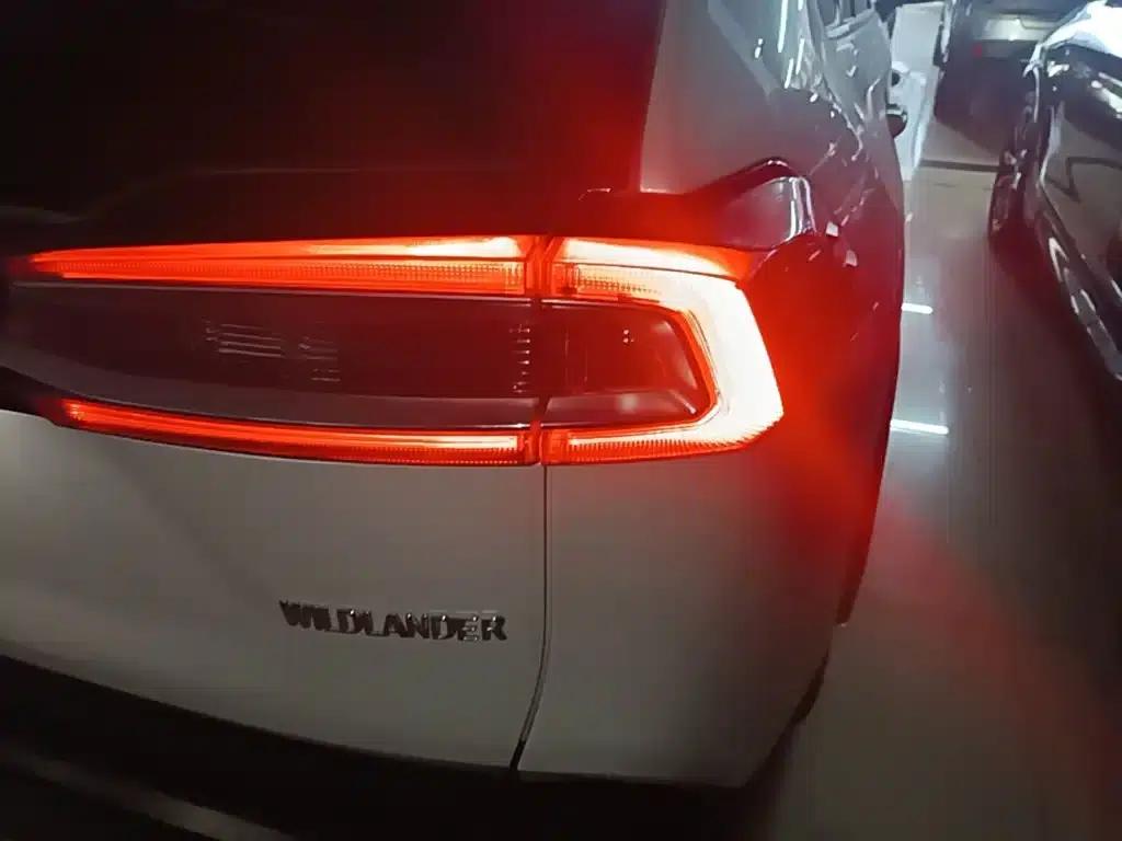 2023 Toyota Highlander 2.0L CVT 2WD Urban Edition — миниатюра 24