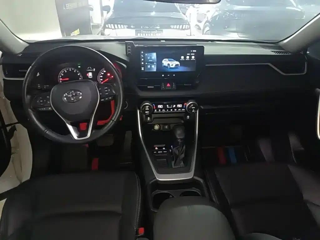 2023 Toyota Highlander 2.0L CVT 2WD Urban Edition — миниатюра 6