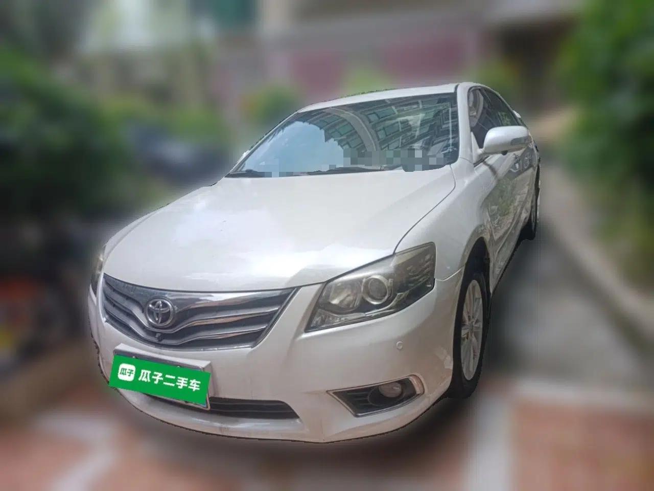 Toyota Camry 2013 200G Classic Luxury Edition — миниатюра 1