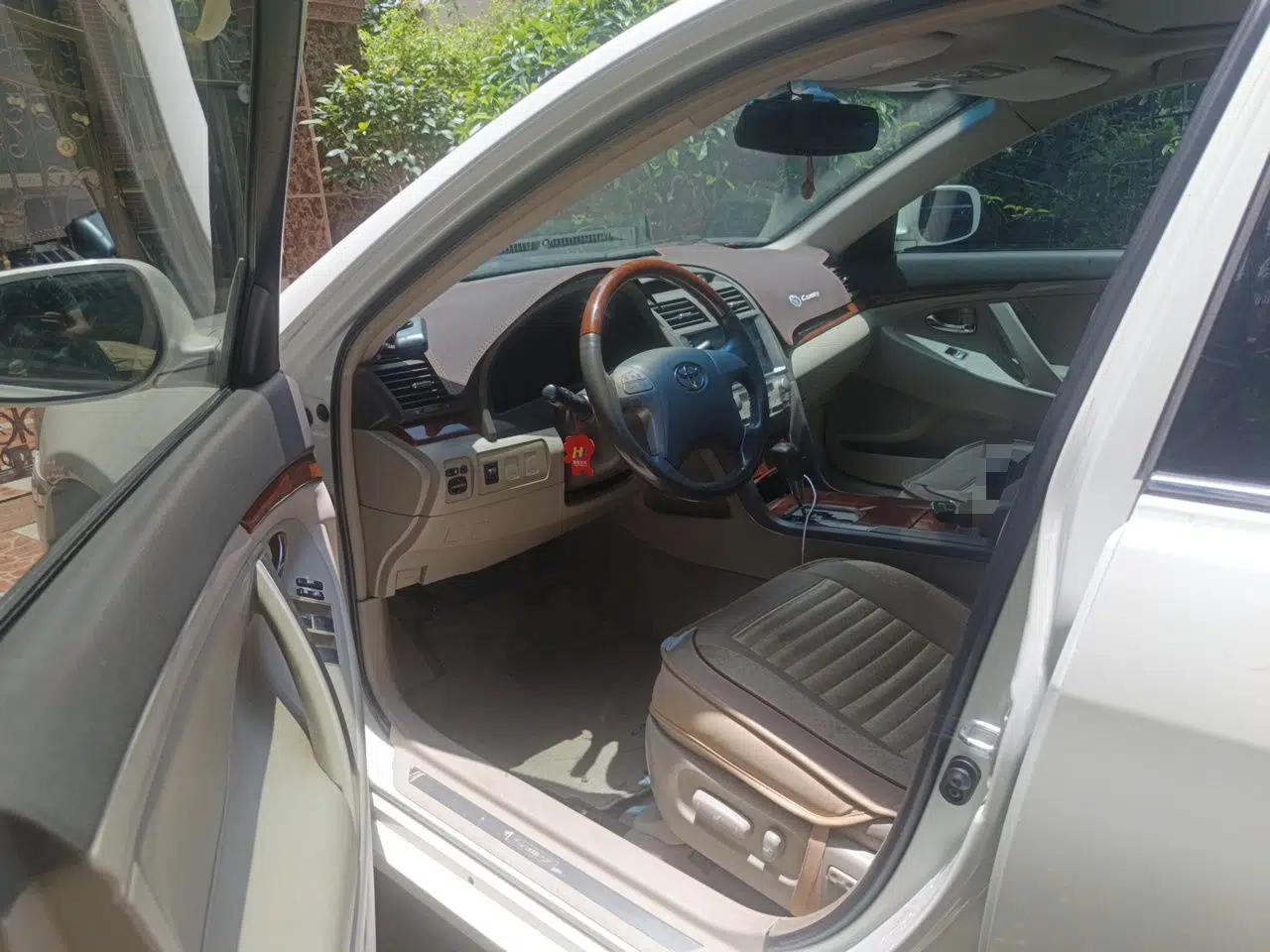 Toyota Camry 2013 200G Classic Luxury Edition — миниатюра 16