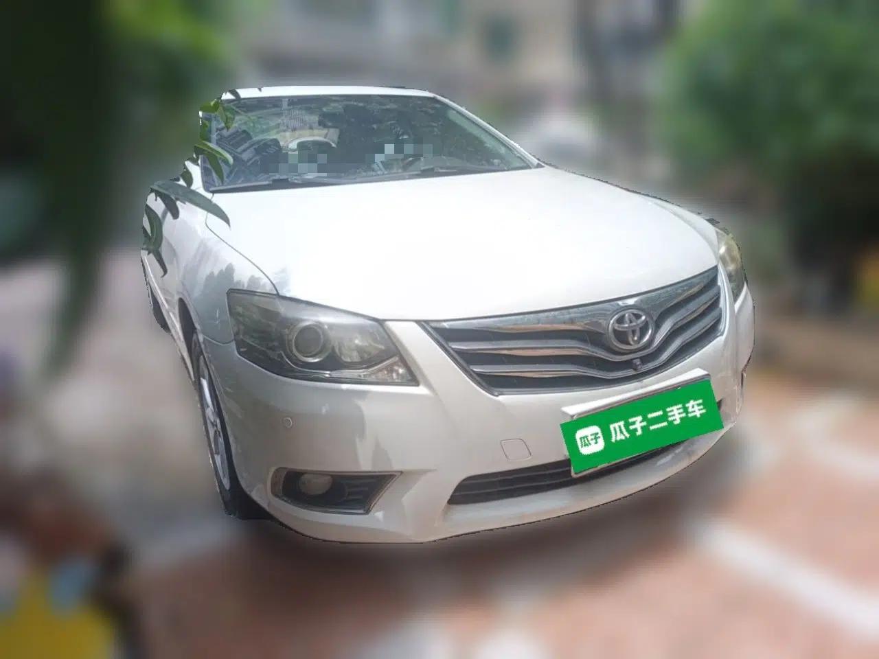 Toyota Camry 2013 200G Classic Luxury Edition — миниатюра 3