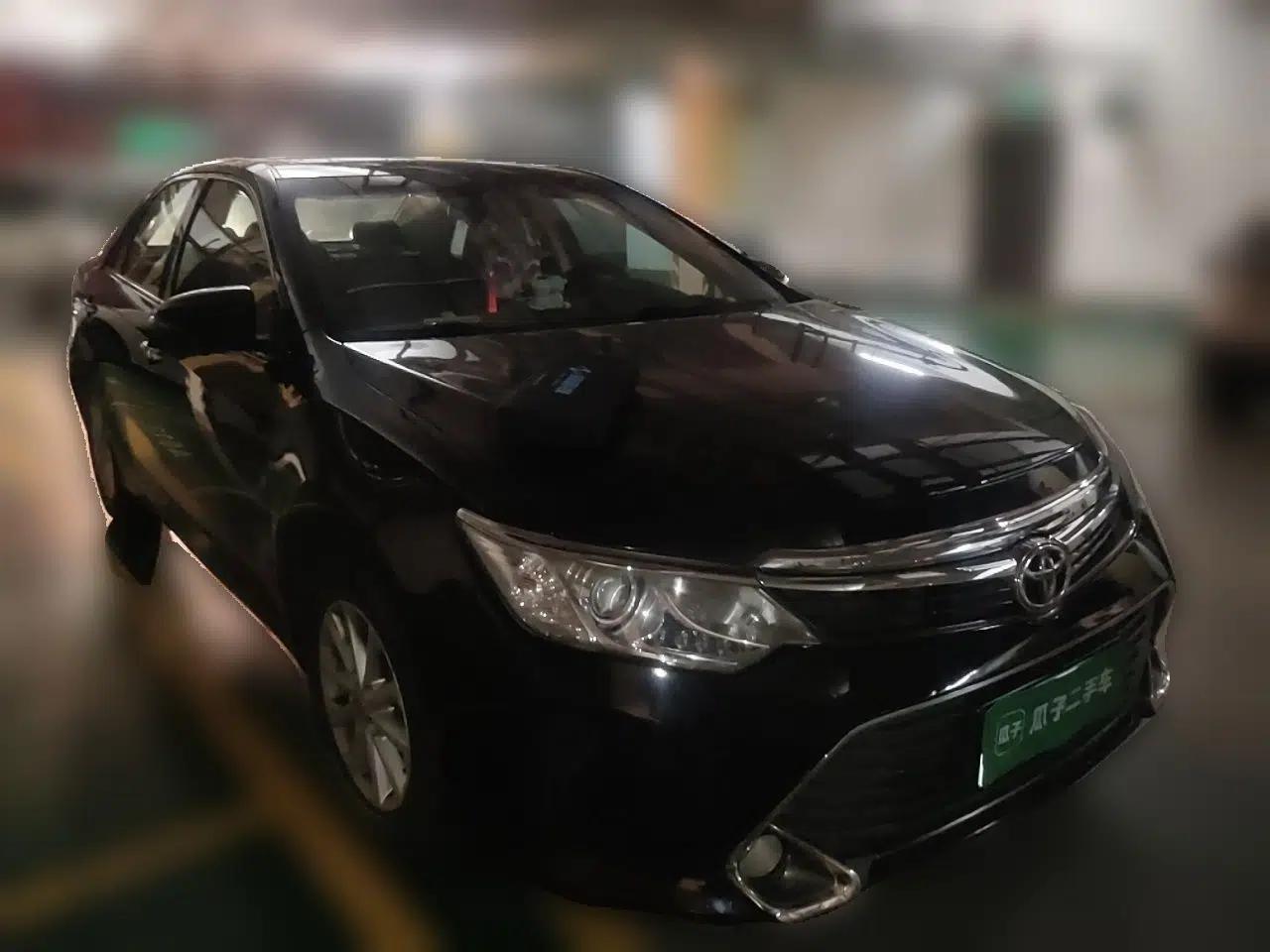 Toyota Camry 2015 2.0G Premier Edition — миниатюра 3