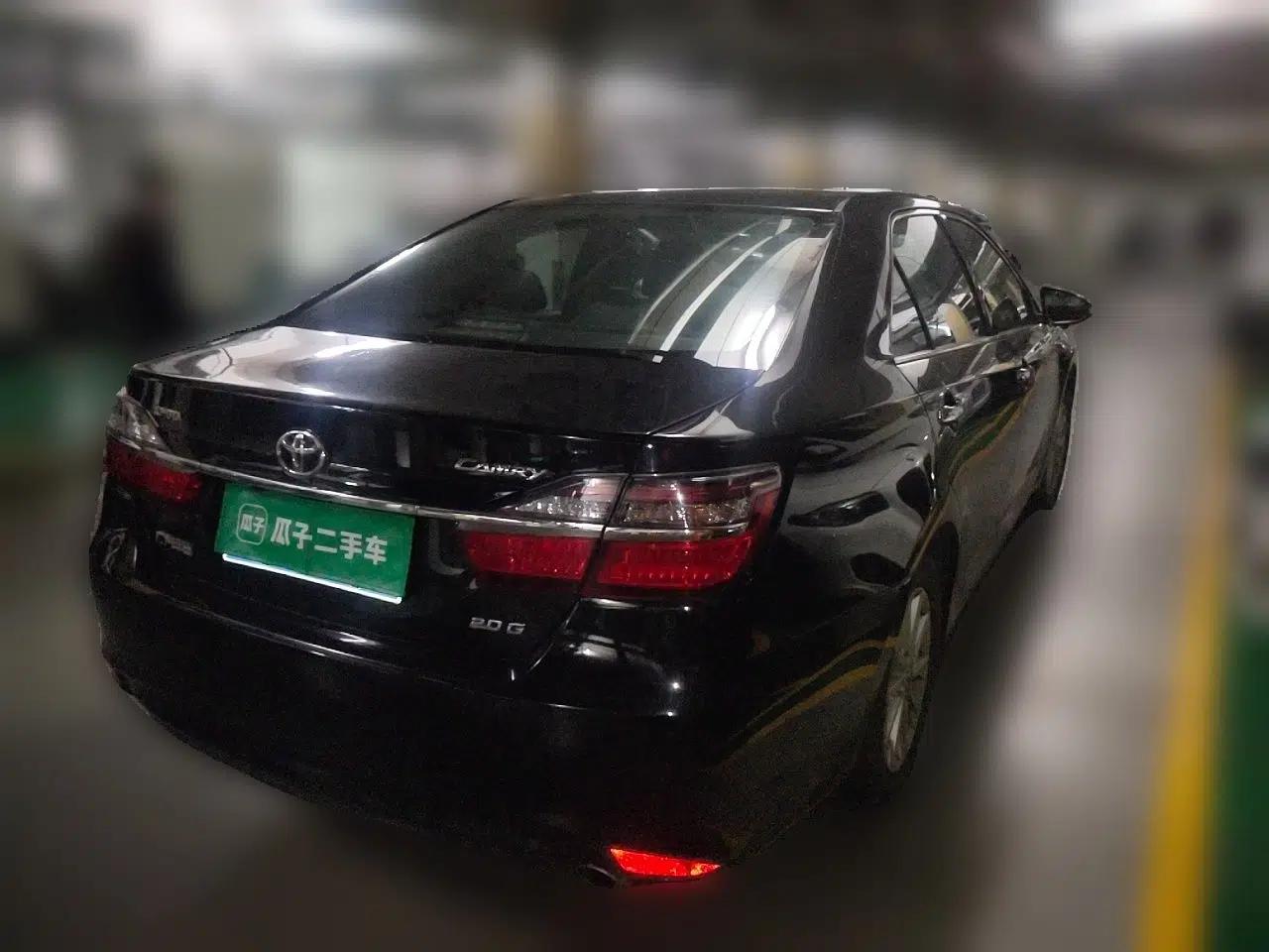 Toyota Camry 2015 2.0G Premier Edition — миниатюра 6