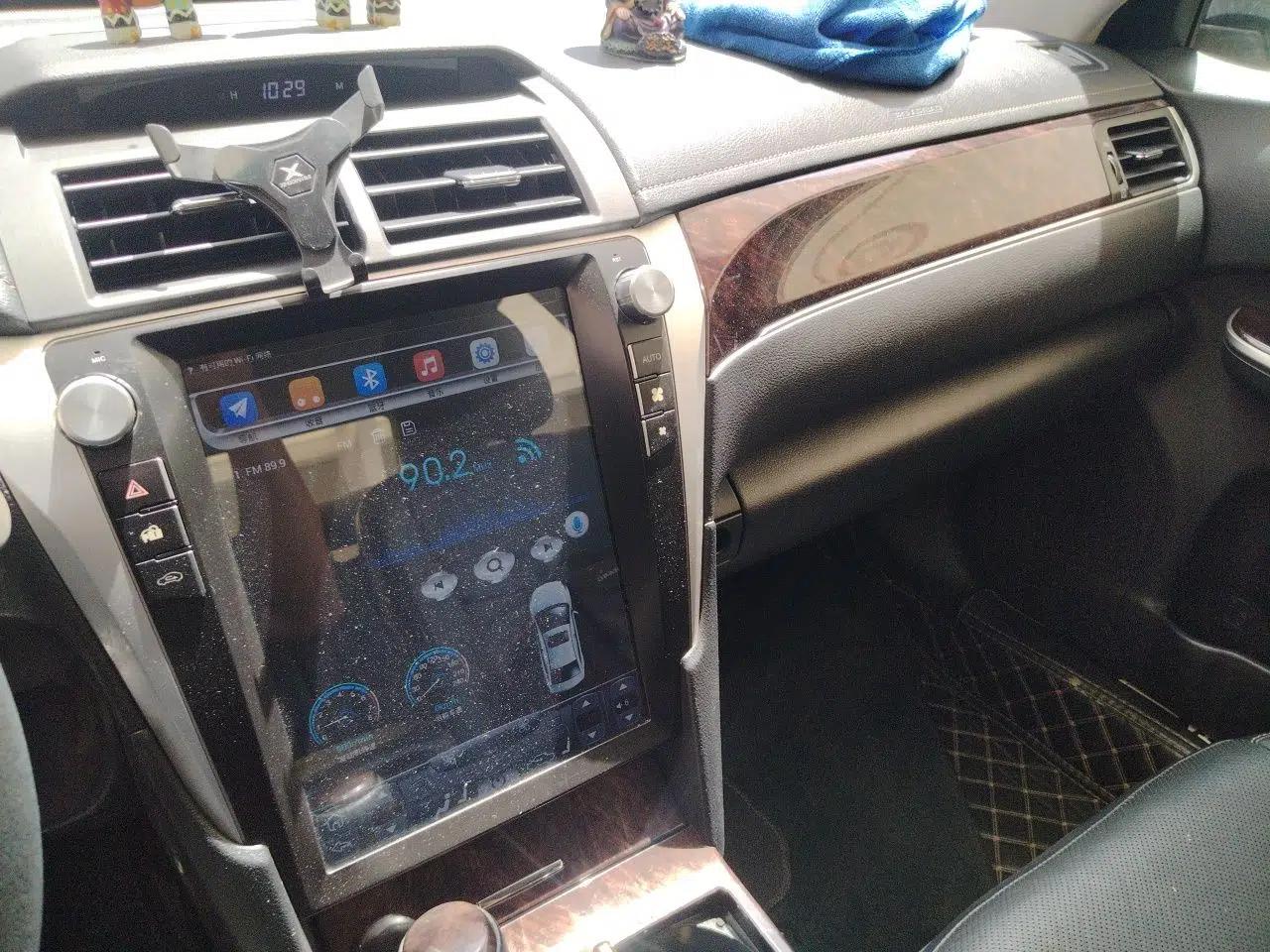 Toyota Camry 2016 2.0G 10th Anniversary Leading Edition — миниатюра 12