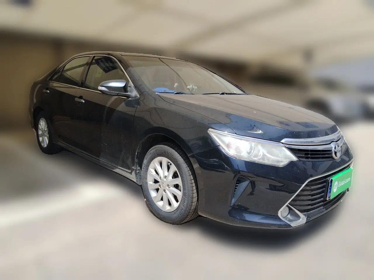 Toyota Camry 2016 2.0G 10th Anniversary Leading Edition — миниатюра 3