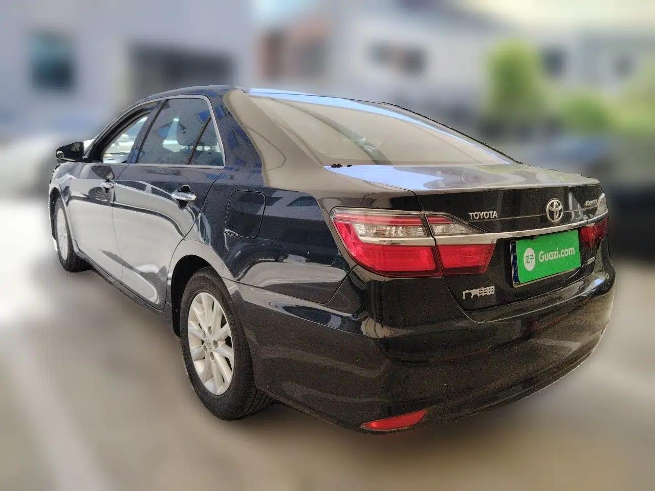 Toyota Camry 2016 2.0G 10th Anniversary Leading Edition — миниатюра 4
