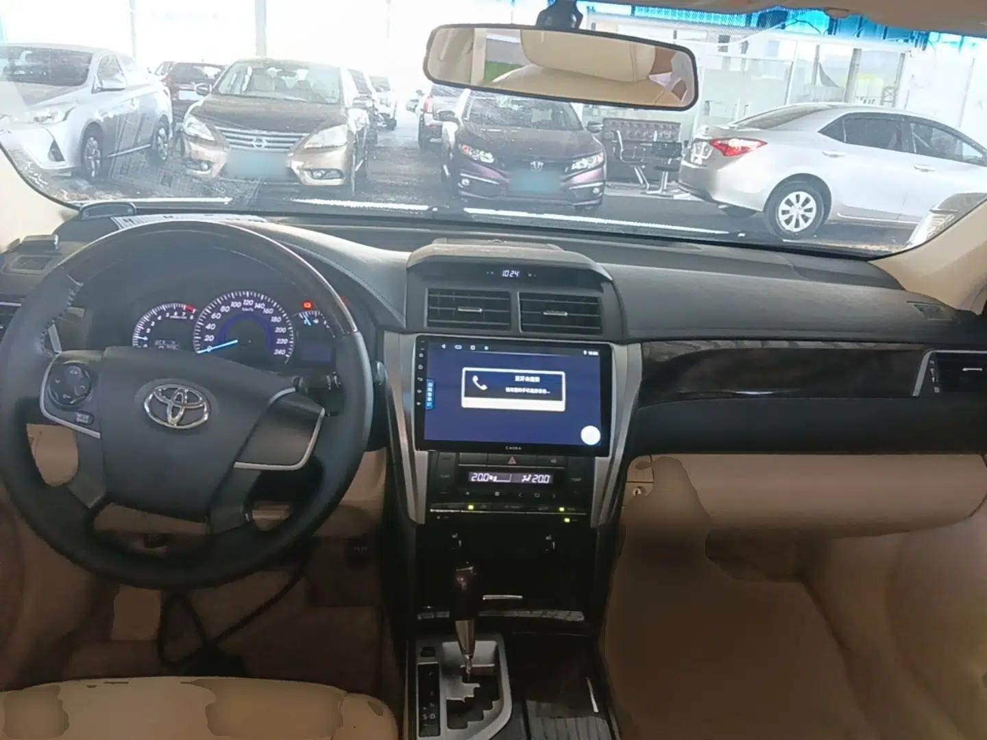 Toyota Camry 2015 2.0G Premier Edition — миниатюра 12