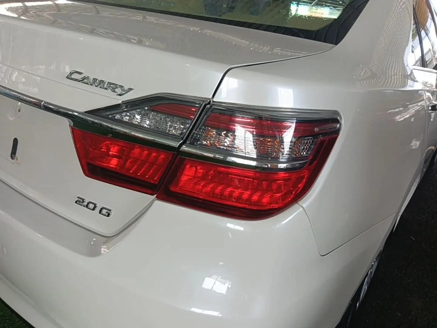 Toyota Camry 2015 2.0G Premier Edition — миниатюра 9