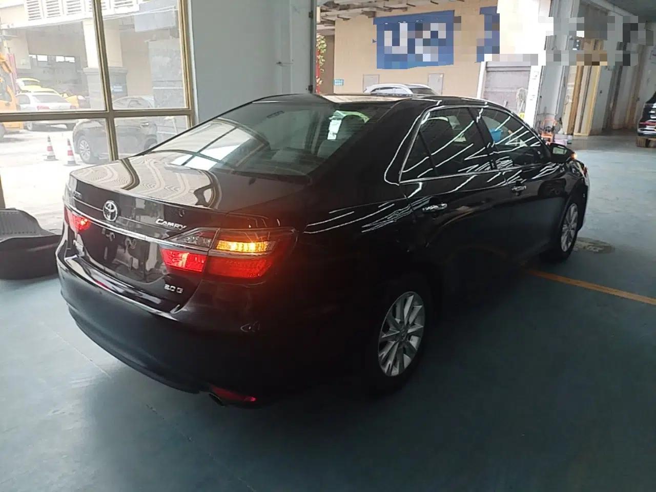 Toyota Camry 2016 2.0G 10th Anniversary Leading Edition — миниатюра 6