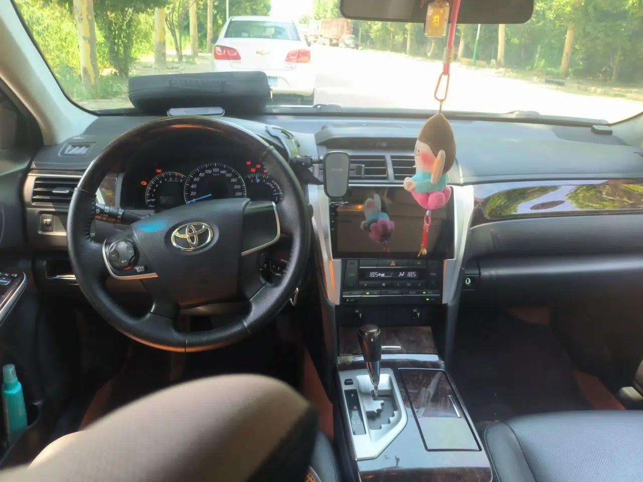 Toyota Camry 2015 2.0G Premier Edition — миниатюра 9