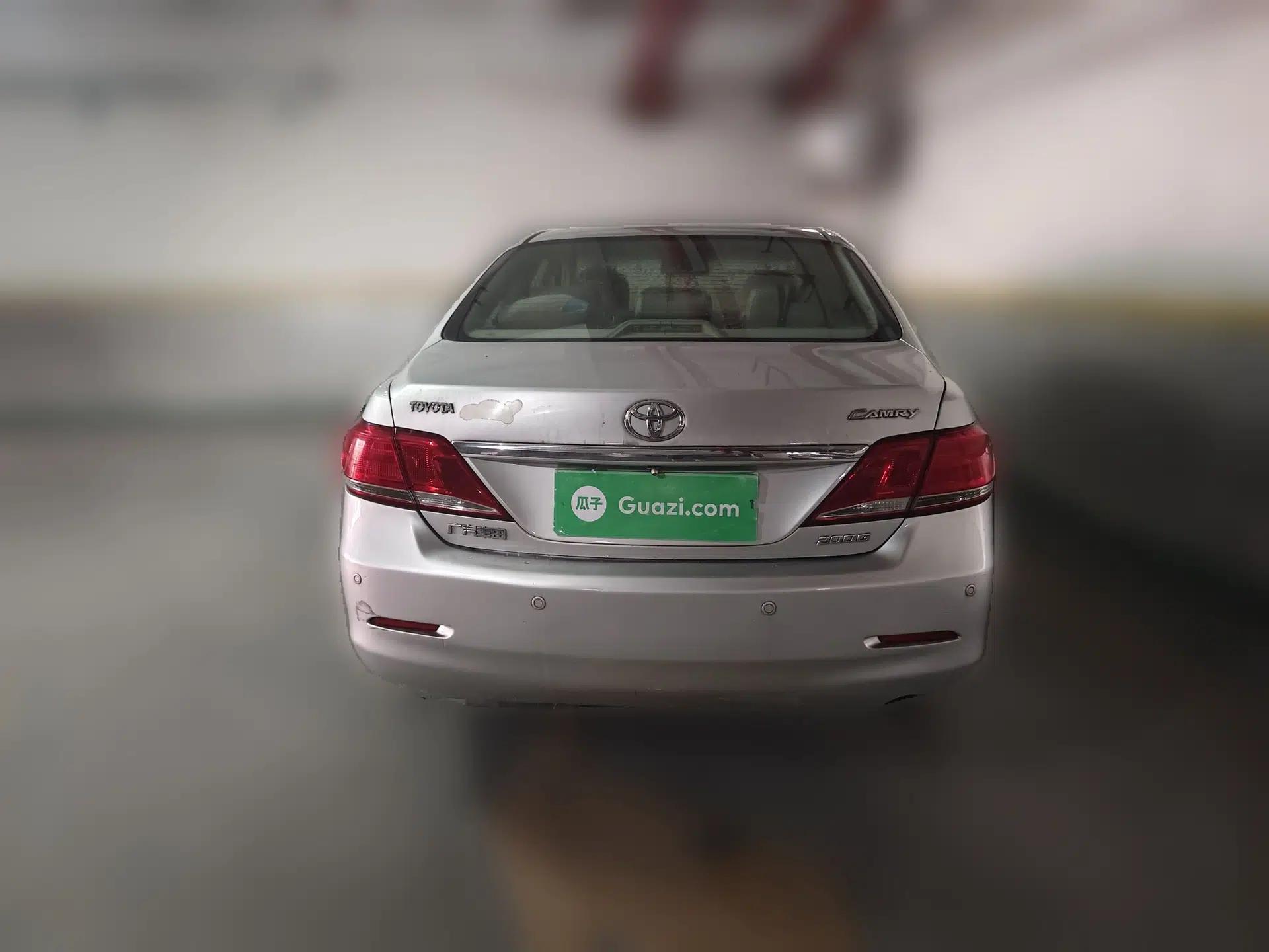 Toyota Camry 2010 200G Classic Edition — миниатюра 5