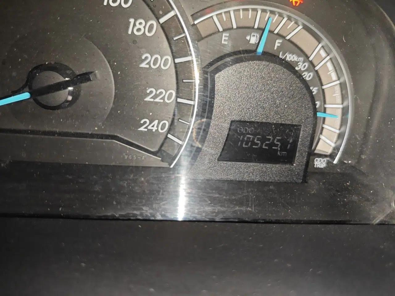 Toyota Camry 2012 Junrui 2.0S Radiant Edition — миниатюра 12