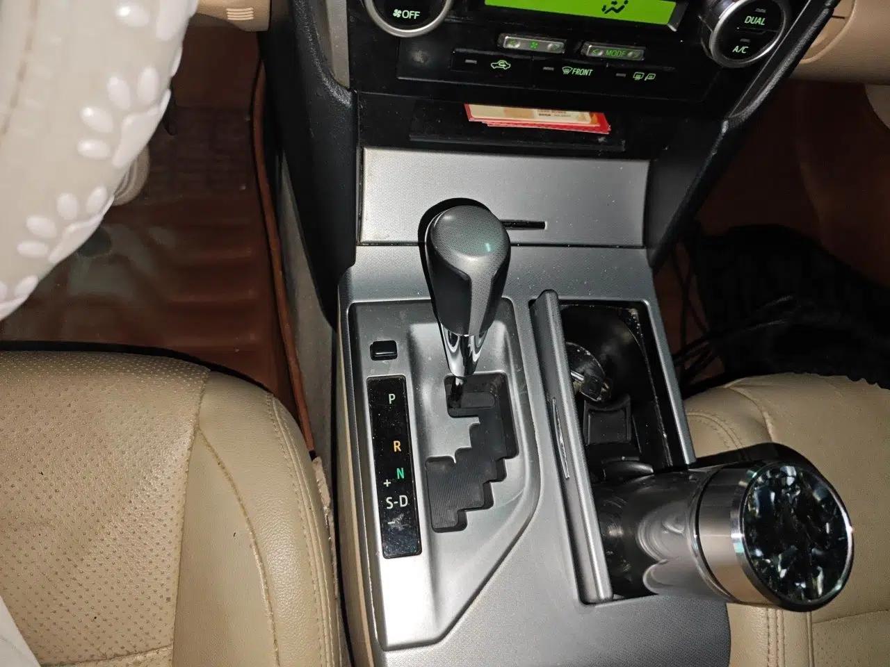 Toyota Camry 2012 Junrui 2.0S Radiant Edition — миниатюра 14