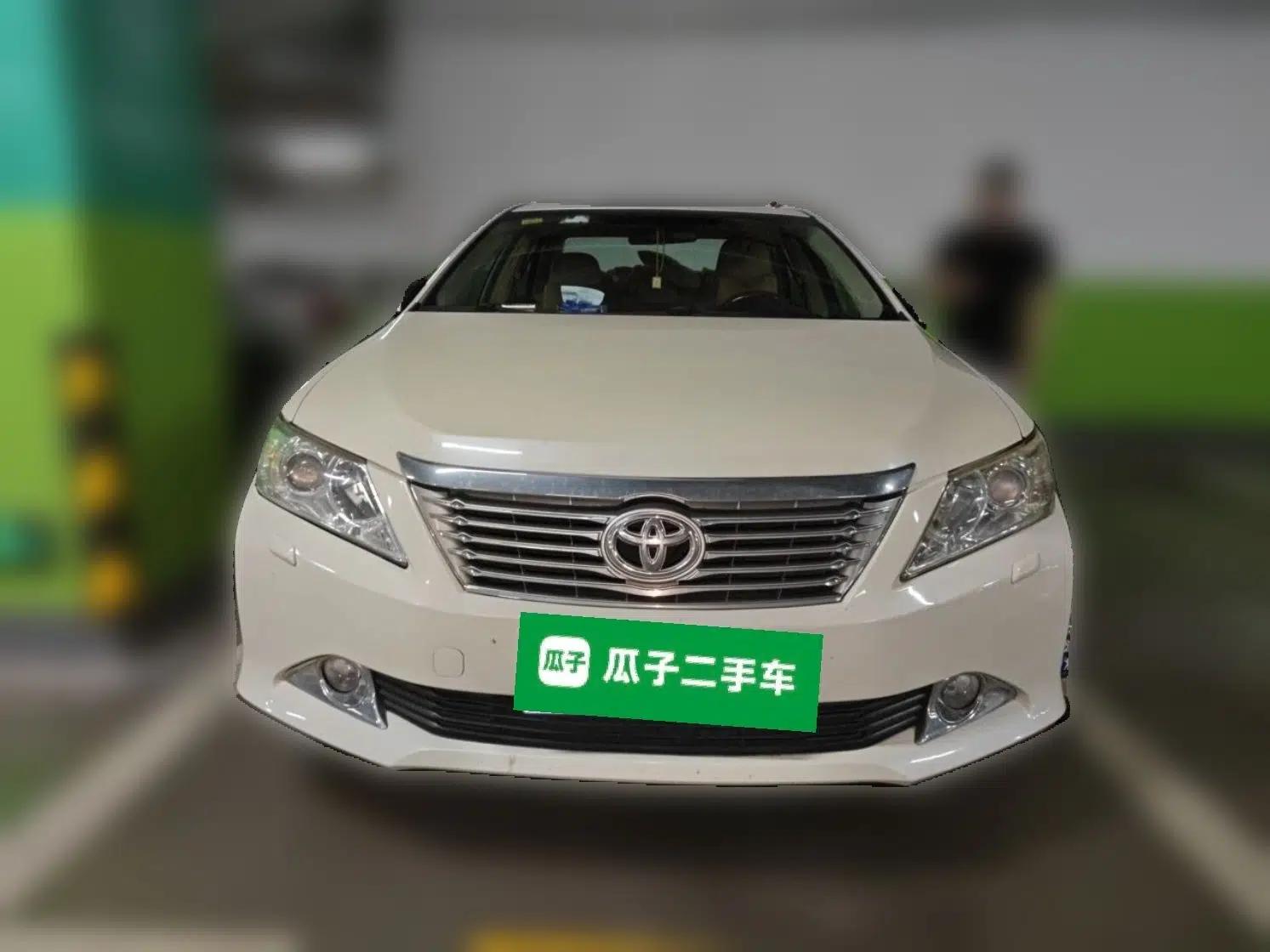 Toyota Camry 2012 2.5G Luxury Navigation Edition — миниатюра 2