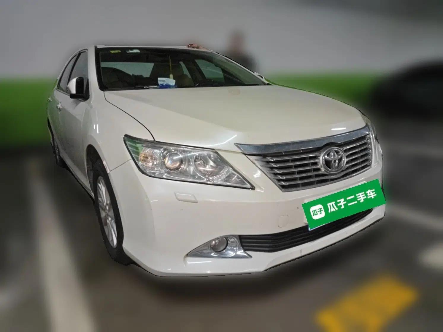 Toyota Camry 2012 2.5G Luxury Navigation Edition — миниатюра 3
