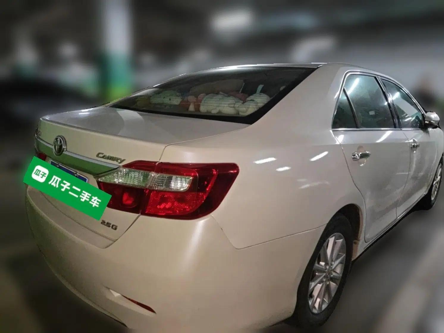 Toyota Camry 2012 2.5G Luxury Navigation Edition — миниатюра 6