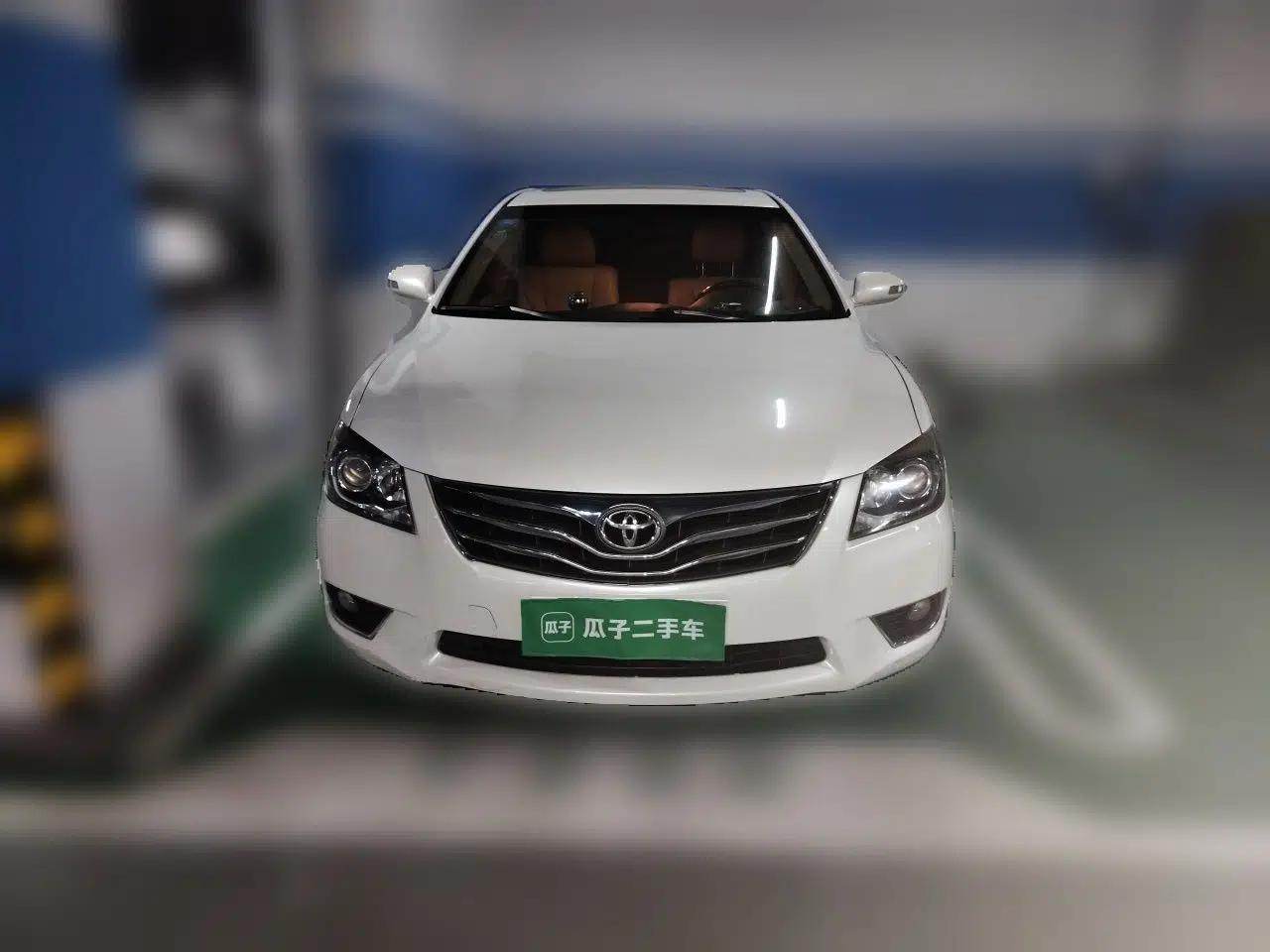 Toyota Camry 2013 200G Classic Luxury Edition — миниатюра 2