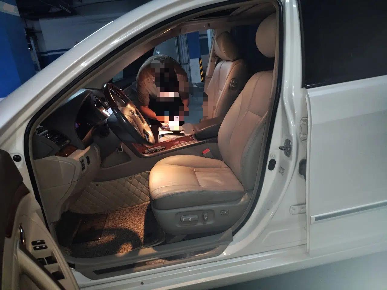 Toyota Camry 2013 200G Classic Luxury Edition — миниатюра 15