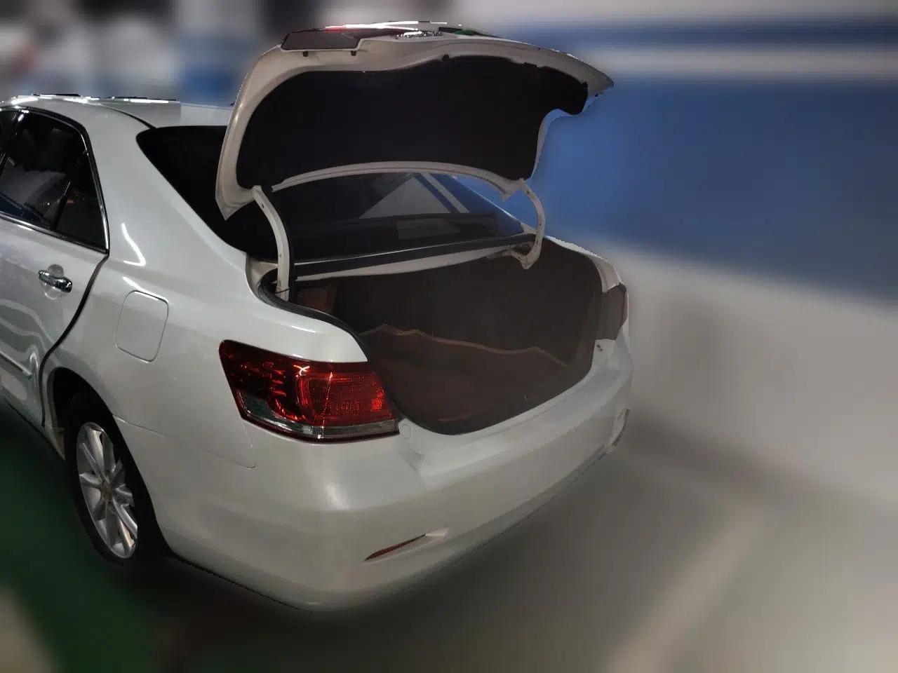 Toyota Camry 2013 200G Classic Luxury Edition — миниатюра 19