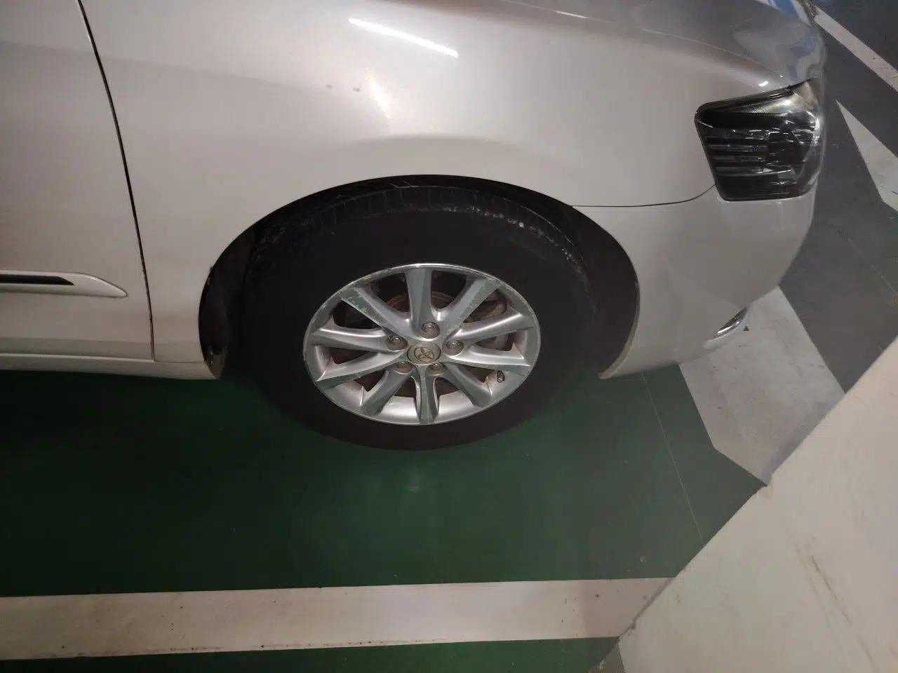 Toyota Camry 2013 200G Classic Luxury Edition — миниатюра 8