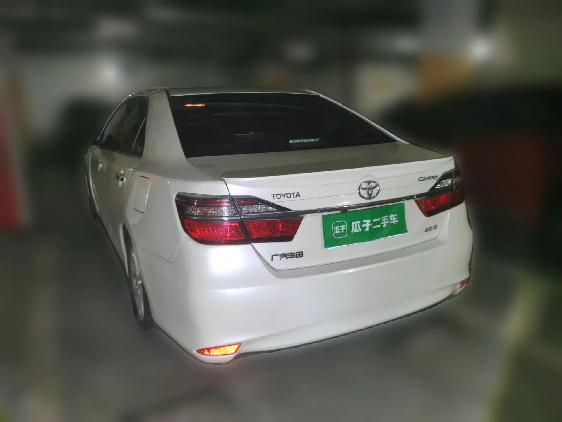 Toyota Camry 2016 2.0G 10th Anniversary Leading Edition — миниатюра 4