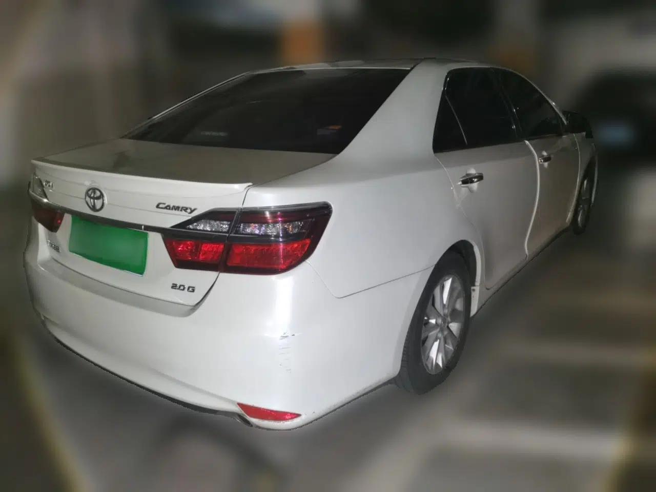Toyota Camry 2016 2.0G 10th Anniversary Leading Edition — миниатюра 6