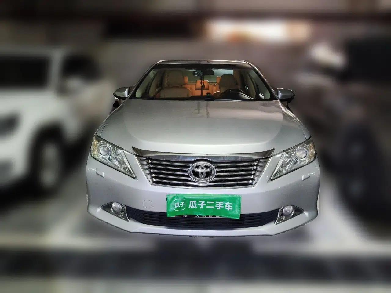 Toyota Camry 2012 2.5G Luxury Edition — миниатюра 2