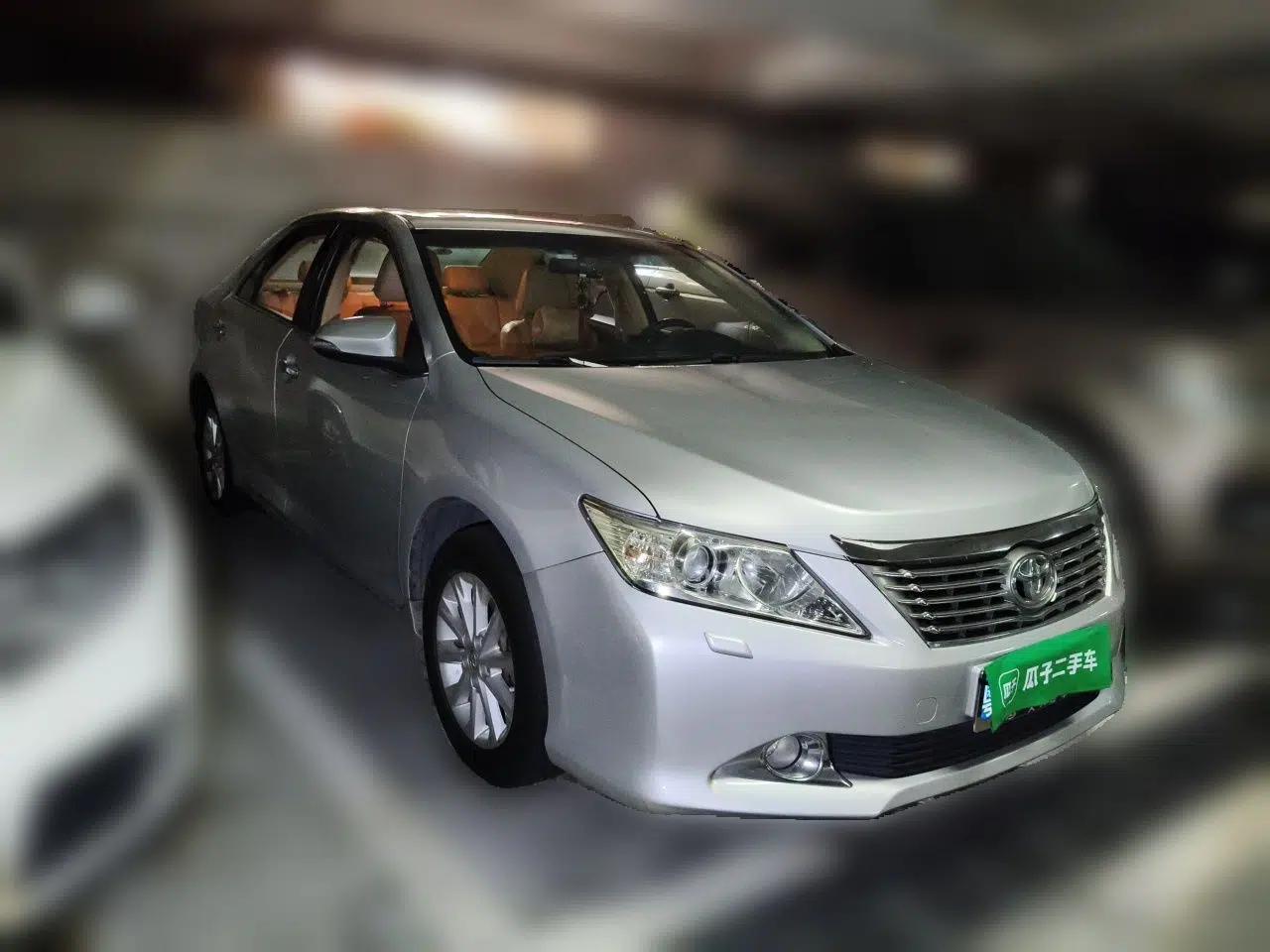 Toyota Camry 2012 2.5G Luxury Edition — миниатюра 3