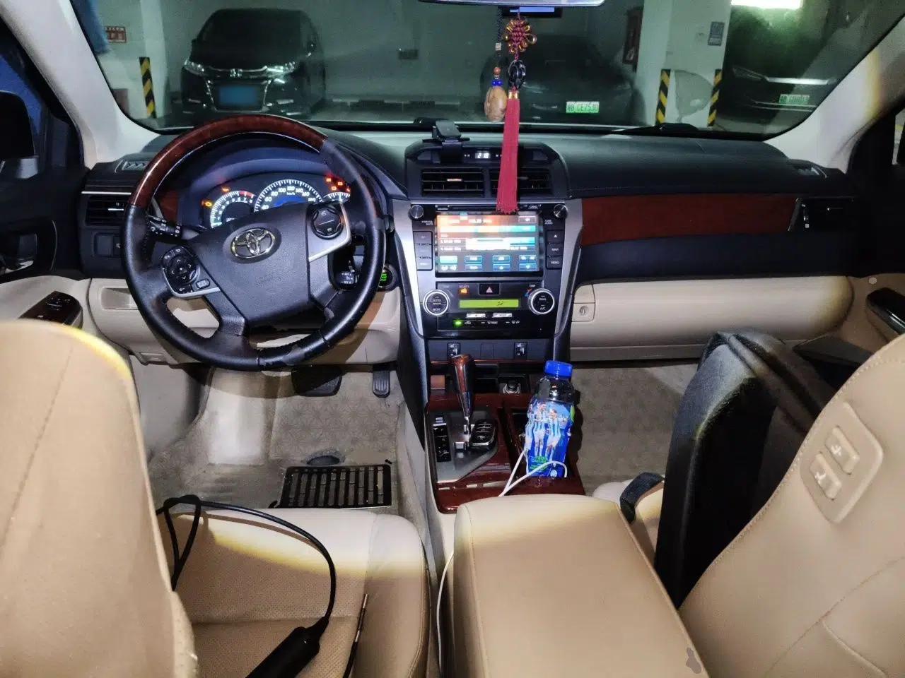 Toyota Camry 2012 2.5G Luxury Edition — миниатюра 9