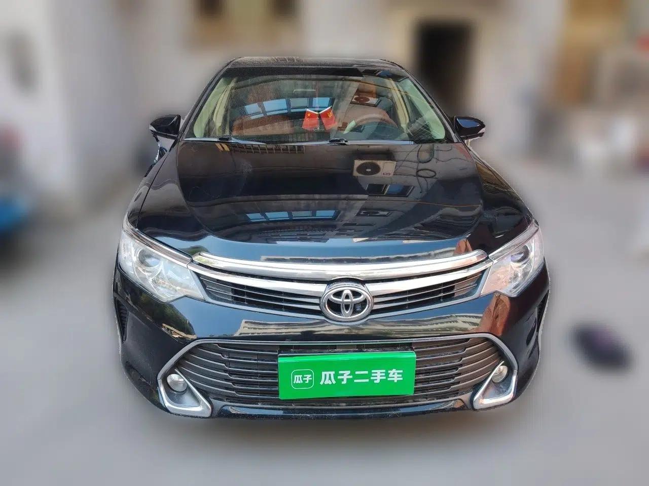 Toyota Camry 2015 2.0E Elite Edition — миниатюра 2
