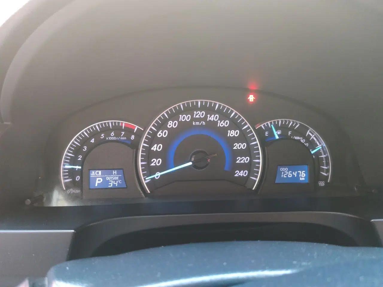 Toyota Camry 2015 2.0E Elite Edition — миниатюра 11