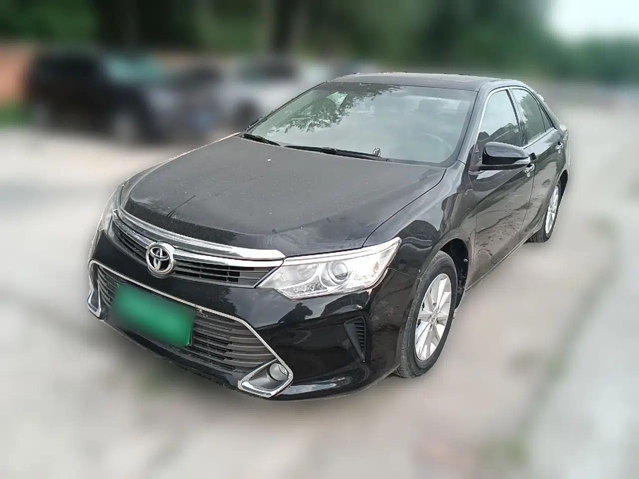 Toyota Camry 2015 2.0G Premier Edition — миниатюра 1
