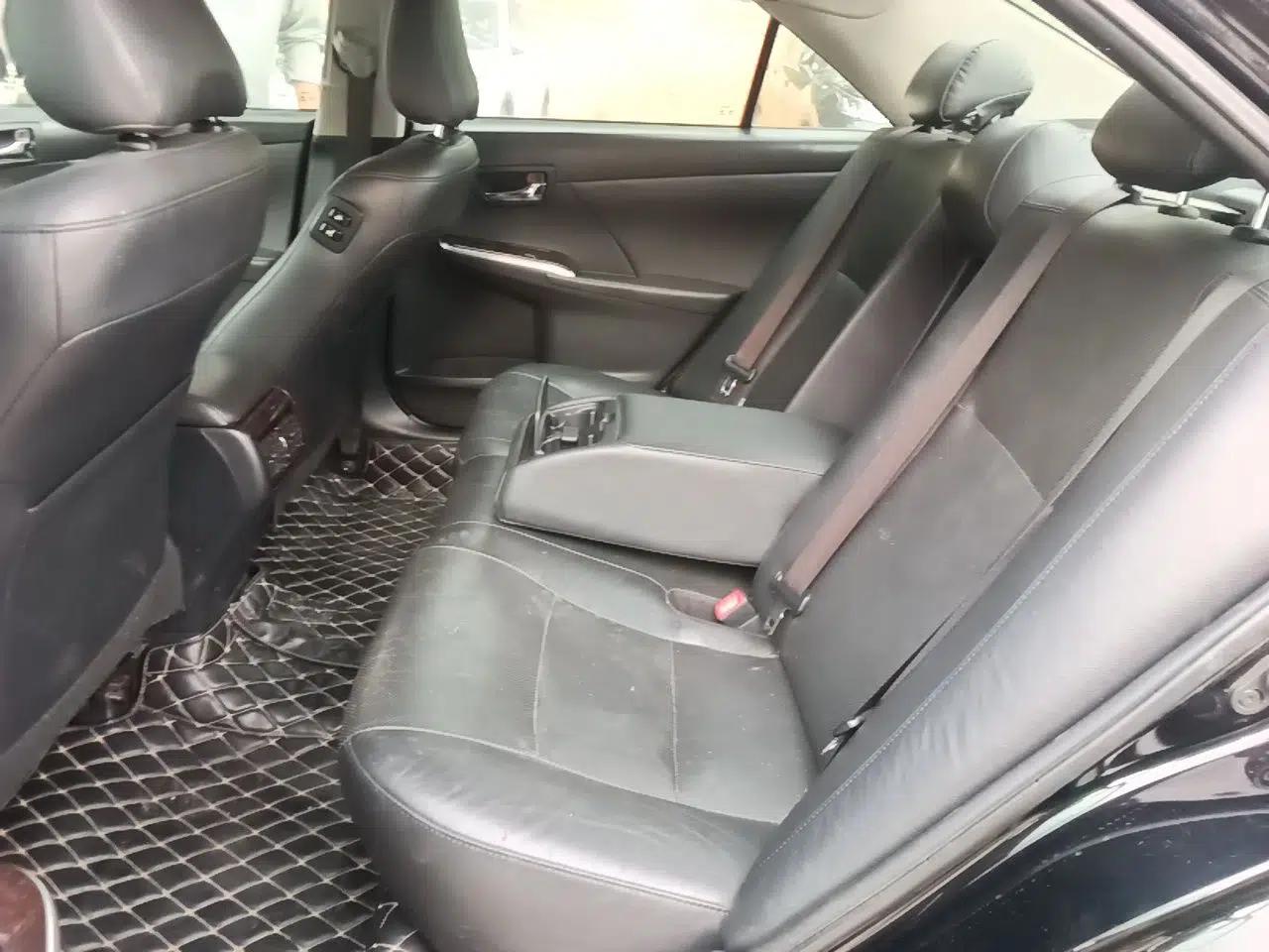 Toyota Camry 2015 2.0G Premier Edition — миниатюра 17