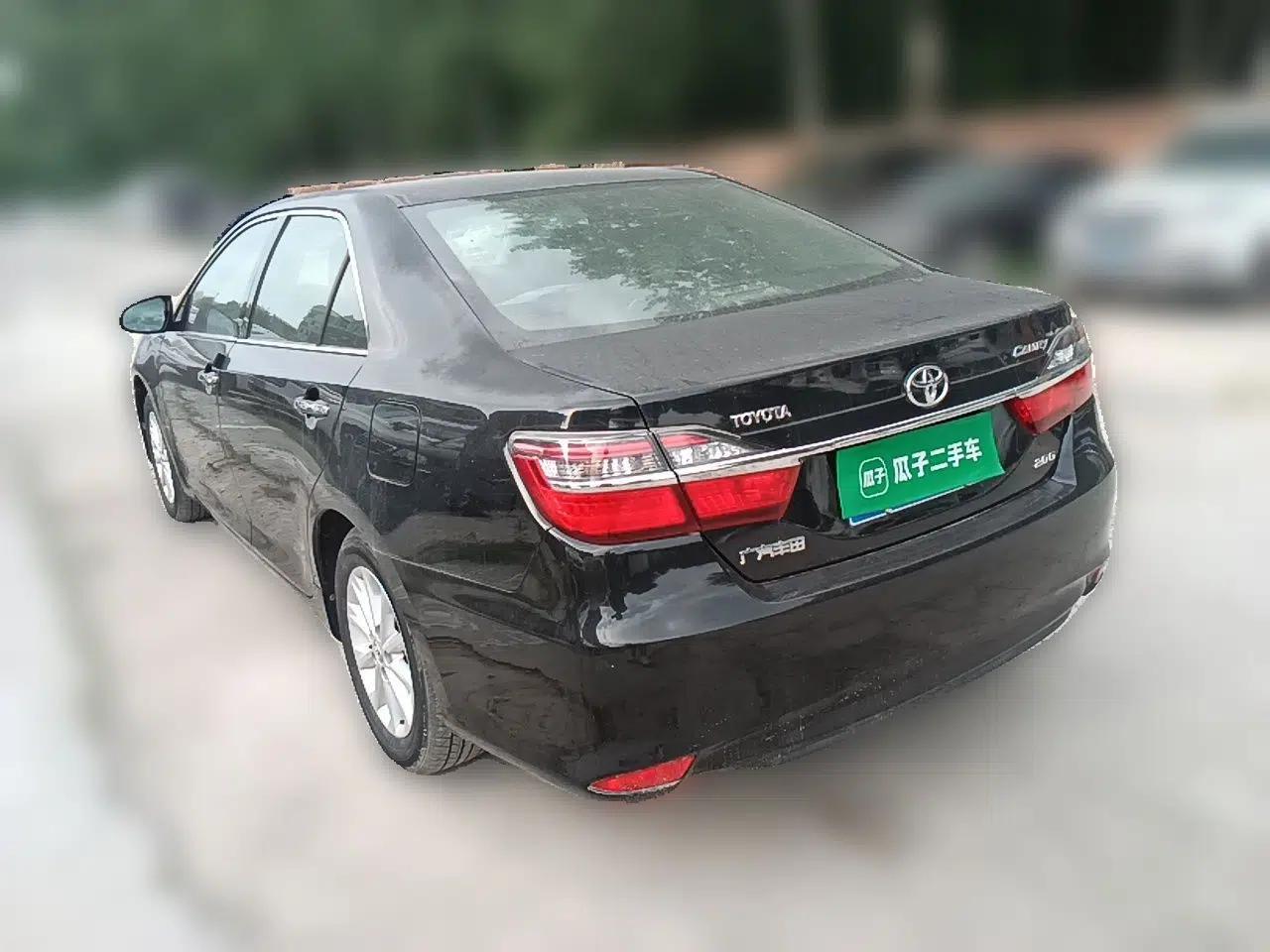 Toyota Camry 2015 2.0G Premier Edition — миниатюра 4