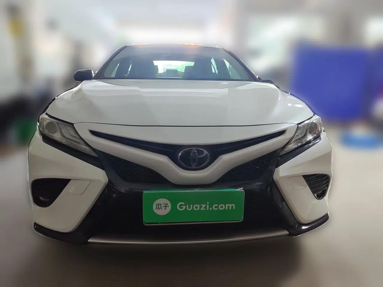 Toyota Camry 2019 2.0S FENGSHANG Version China VI Standard — миниатюра 2