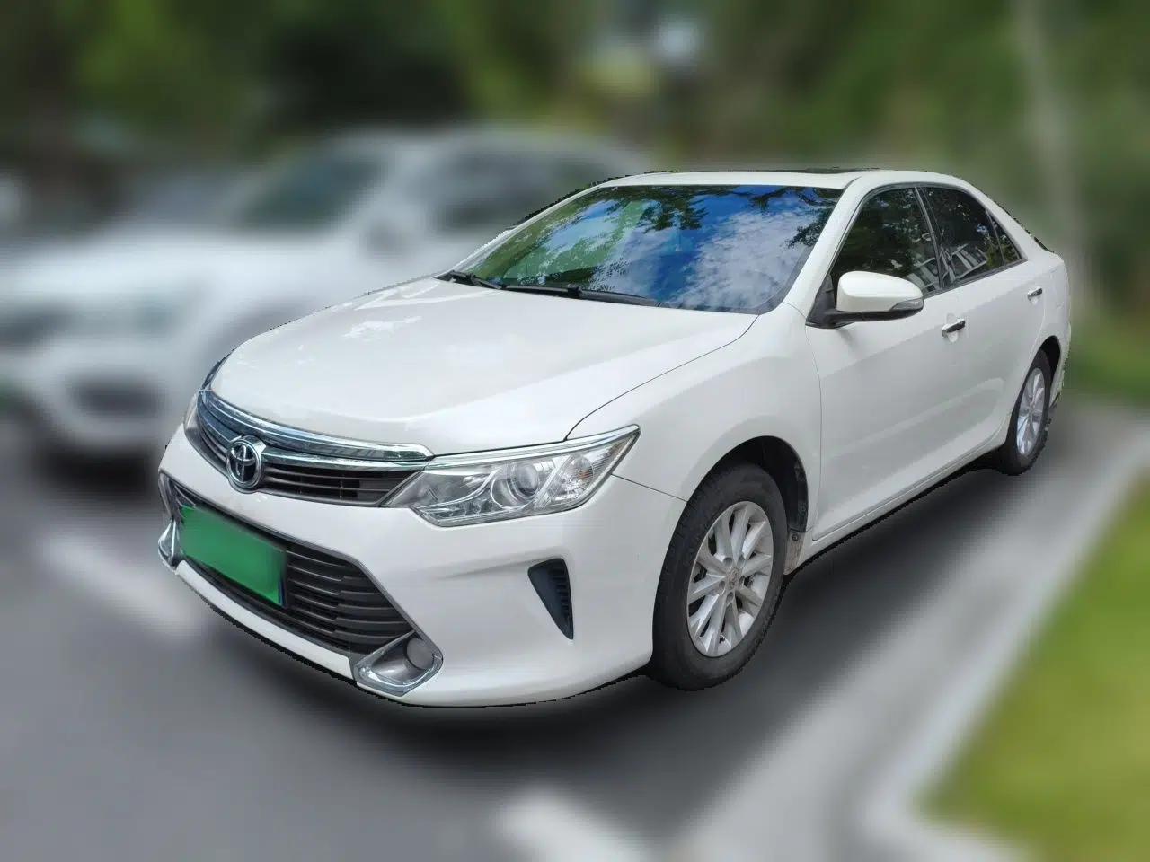 Toyota Camry 2016 2.0G 10th Anniversary Leading Edition — миниатюра 1