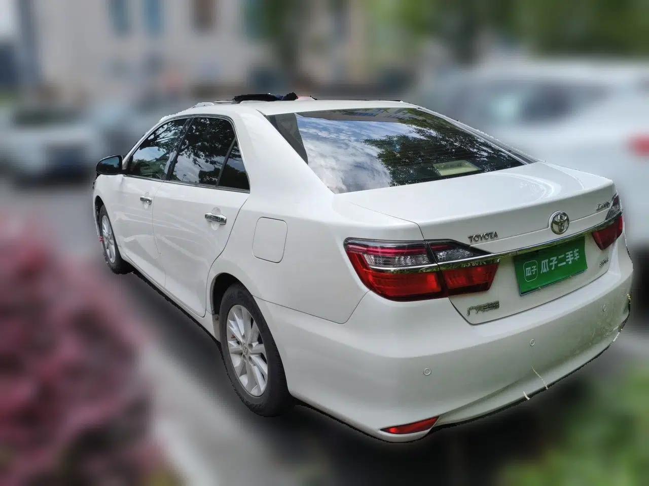 Toyota Camry 2016 2.0G 10th Anniversary Leading Edition — миниатюра 4