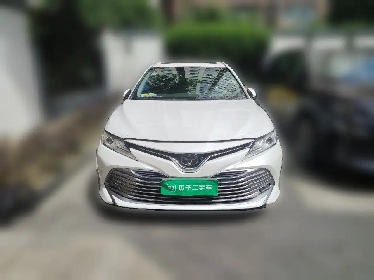 Toyota Camry 2018 2.0G Luxury Edition — миниатюра 2