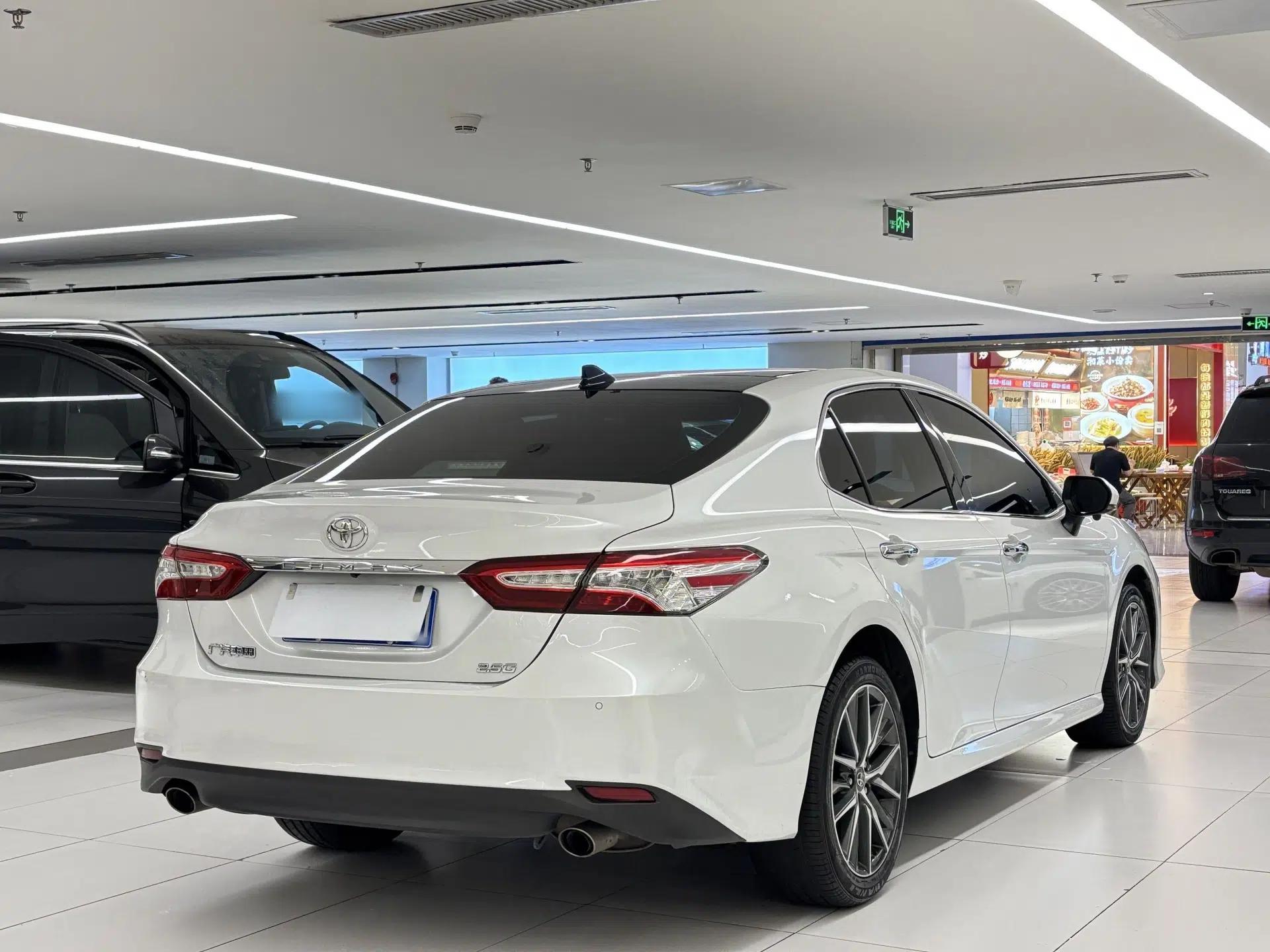 Toyota Camry 2021 2.5G Luxury Edition — миниатюра 14