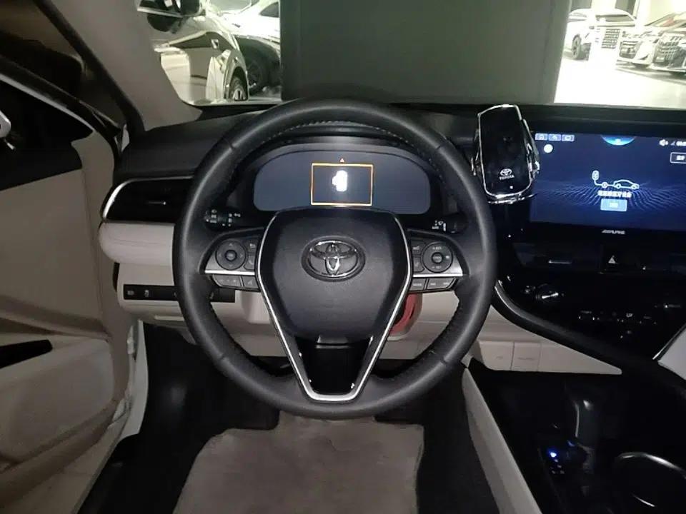 Toyota Camry 2021 2.5G Luxury Edition — миниатюра 18