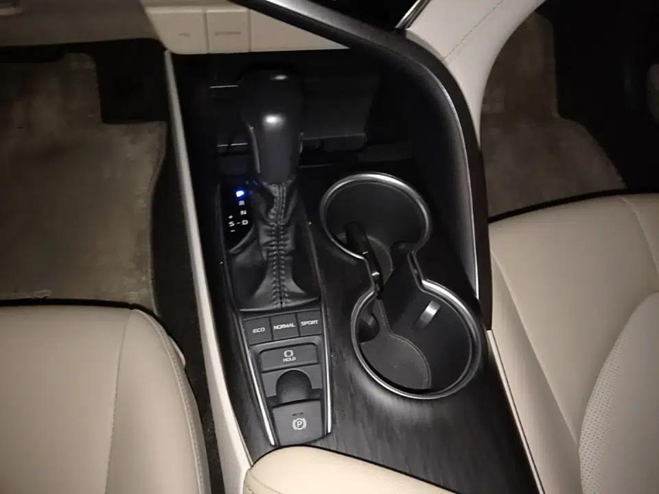 Toyota Camry 2021 2.5G Luxury Edition — миниатюра 21