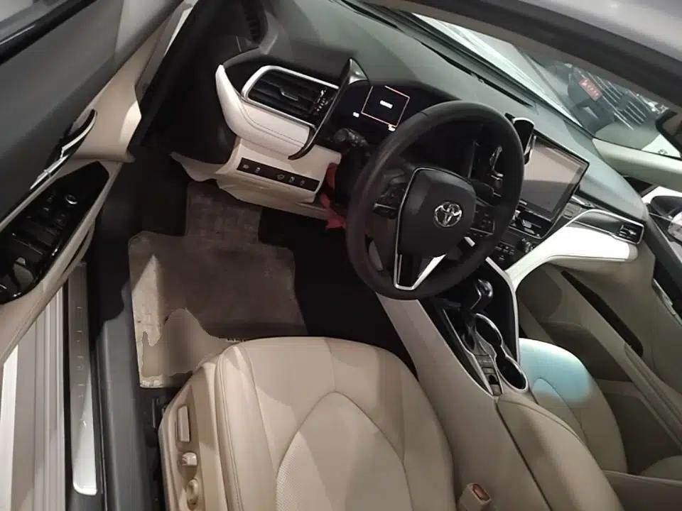 Toyota Camry 2021 2.5G Luxury Edition — миниатюра 23