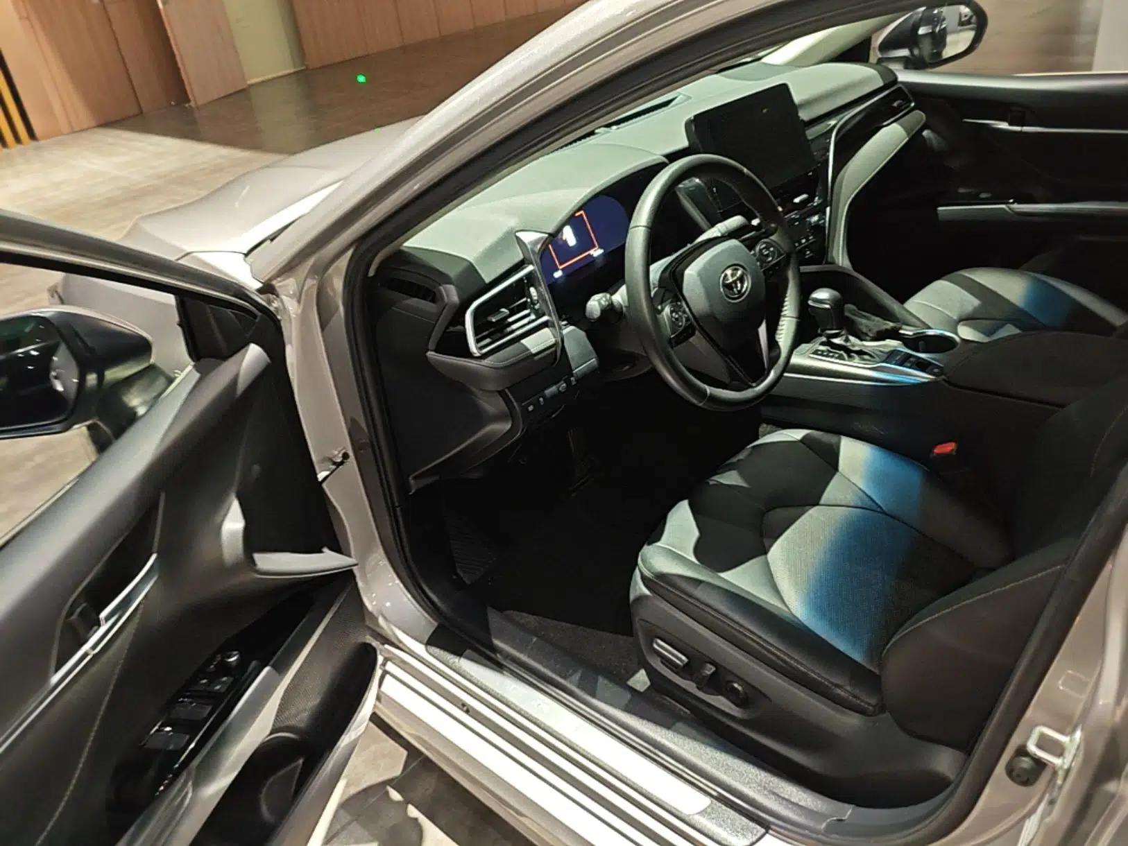 Toyota Camry 2021 Dual-Motor 2.5HS Fēngshàng Edition — миниатюра 25