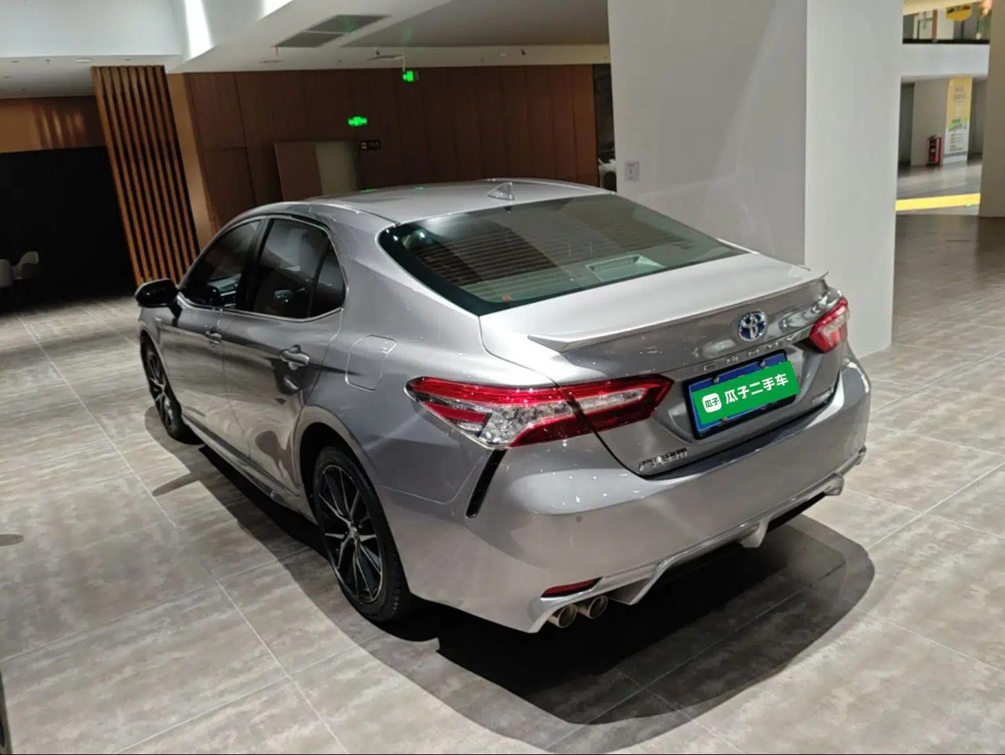 Toyota Camry 2021 Dual-Motor 2.5HS Fēngshàng Edition — миниатюра 4