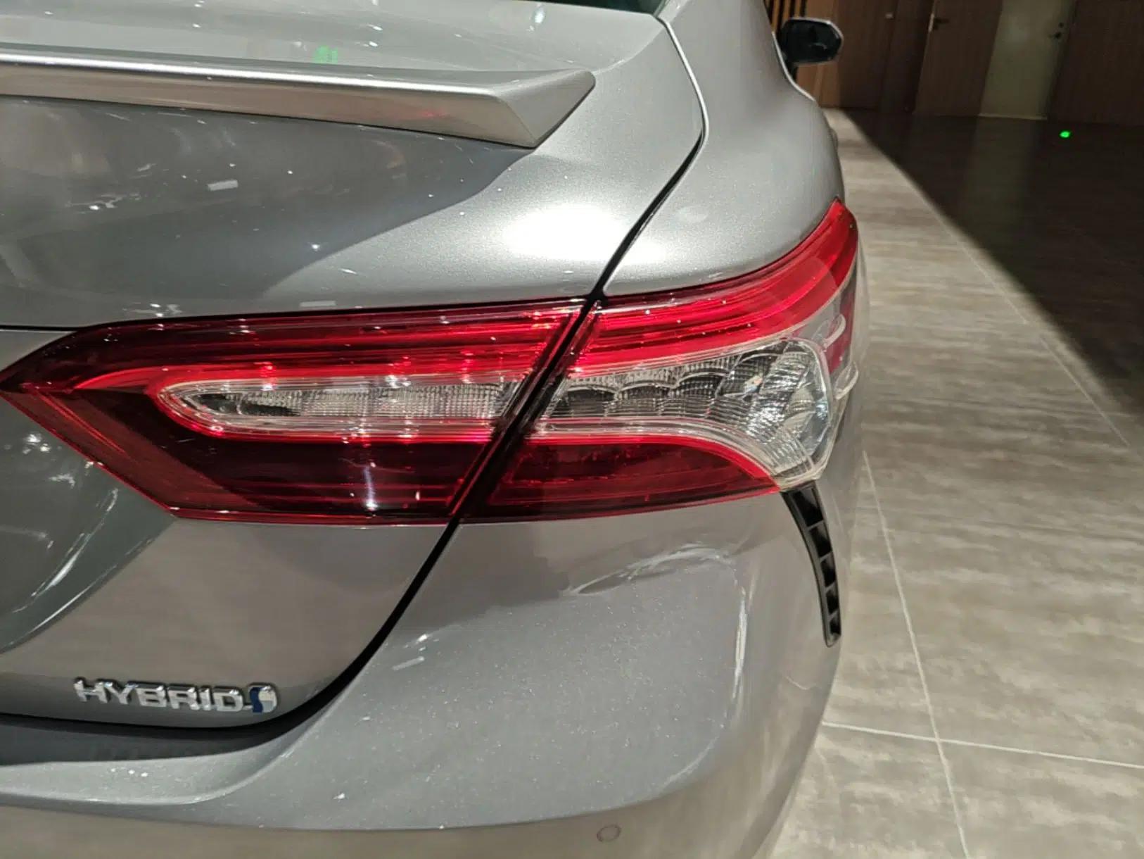Toyota Camry 2021 Dual-Motor 2.5HS Fēngshàng Edition — миниатюра 9