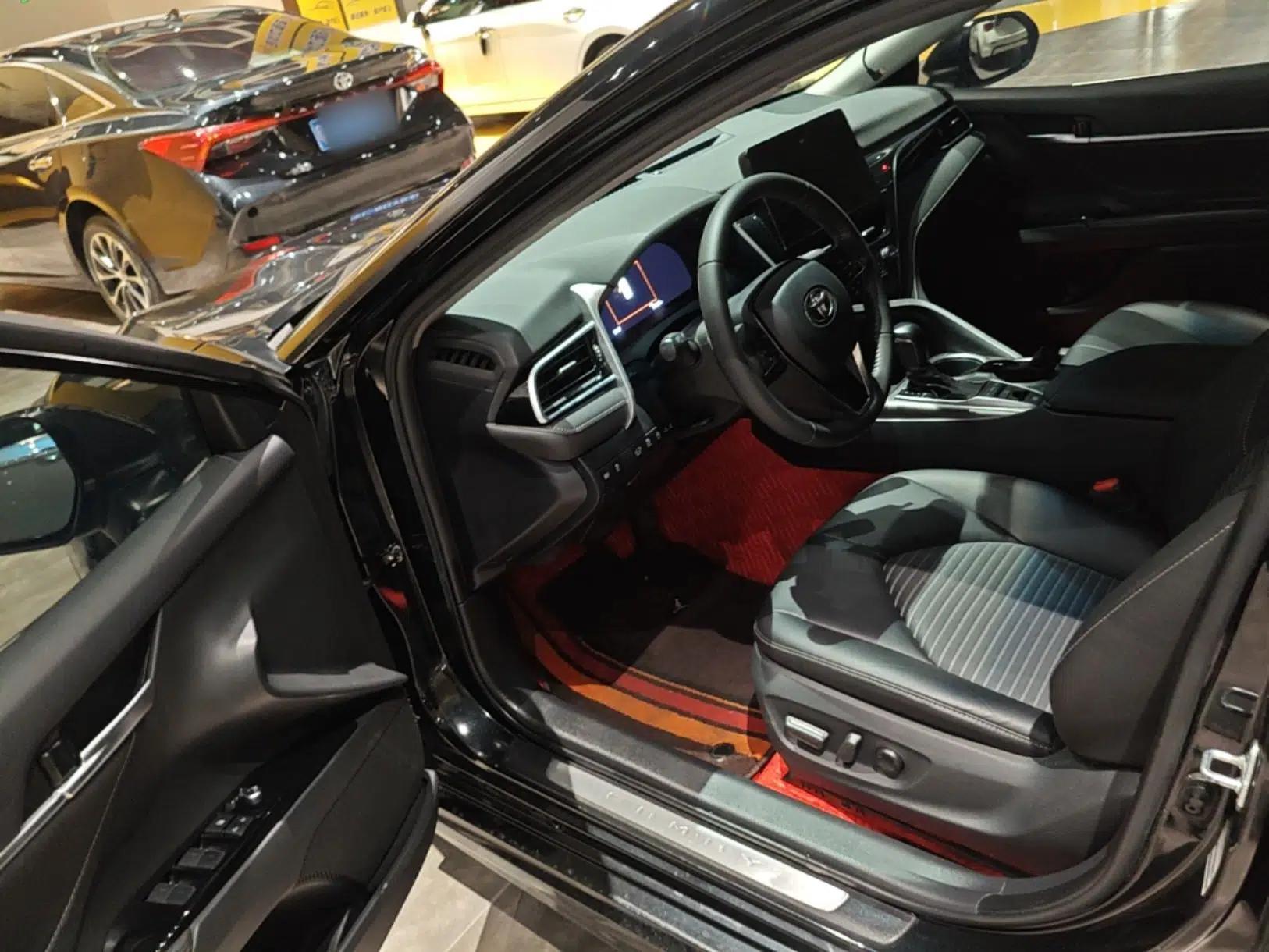 Toyota Camry 2022 2.5S Knight Edition — миниатюра 18