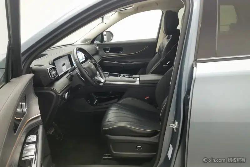 Chery Tiggo 9 2023 2.0T DCT 2WD Premium Edition 5-seater — миниатюра 17