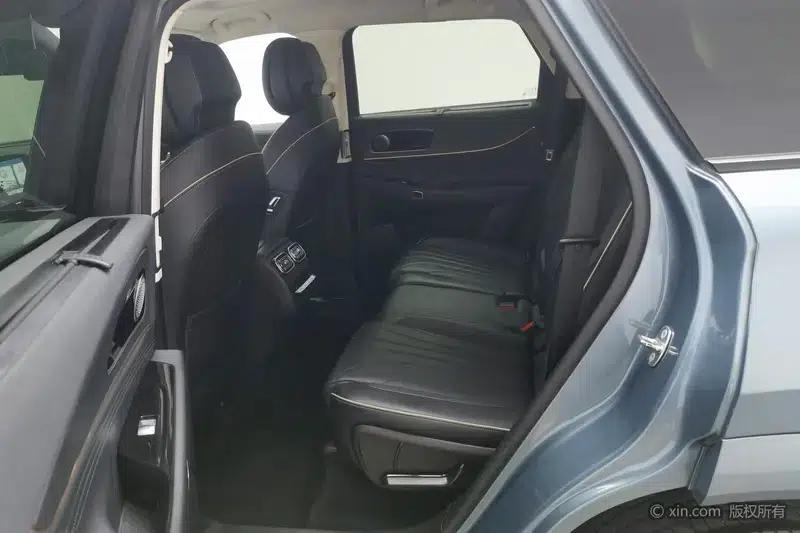 Chery Tiggo 9 2023 2.0T DCT 2WD Premium Edition 5-seater — миниатюра 19
