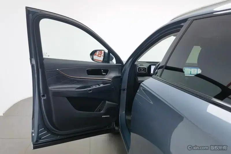 Chery Tiggo 9 2023 2.0T DCT 2WD Premium Edition 5-seater — миниатюра 21