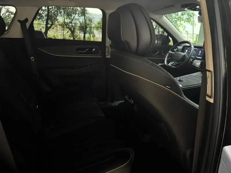 Chery Tiggo 9 2023 2.0T DCT 2WD Luxury Edition 5-seater — миниатюра 18